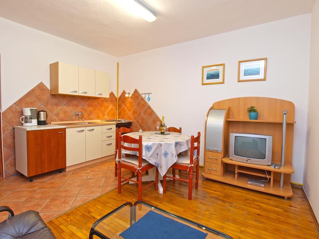 Apartments Dragica 929 Fažana Eksteriør bilde
